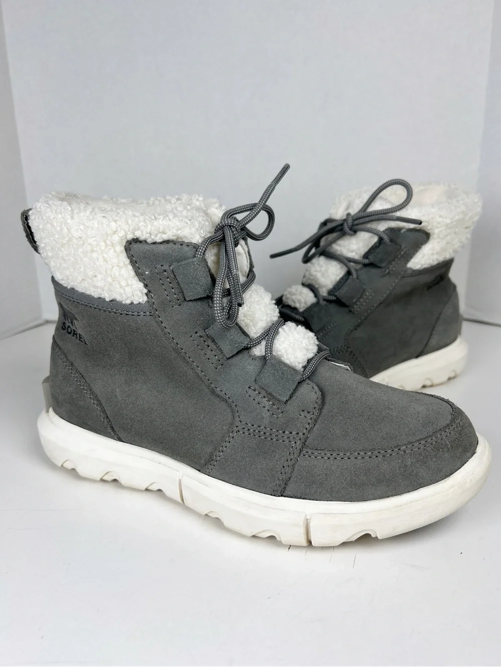 SOREL Women’s Size 6.5 Gray Suede Explorer II Next Carnival Waterproof Boots